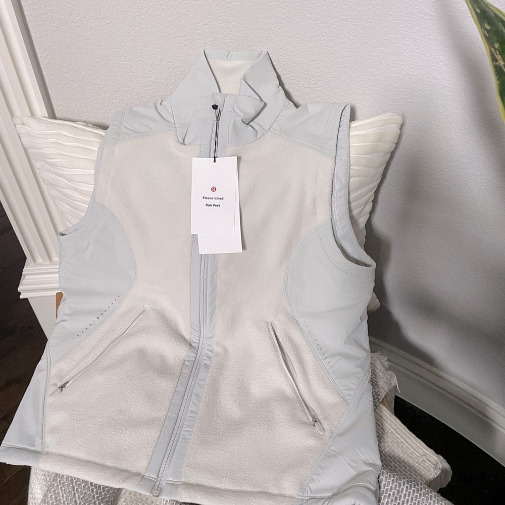 NWT - Lululemon Women’s Fleece-Lined Run Vest